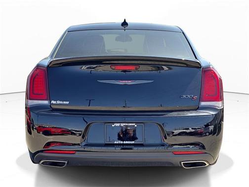 2021 Chrysler 300 S