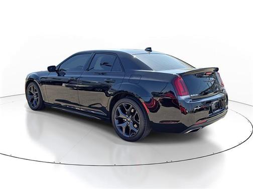 2021 Chrysler 300 S