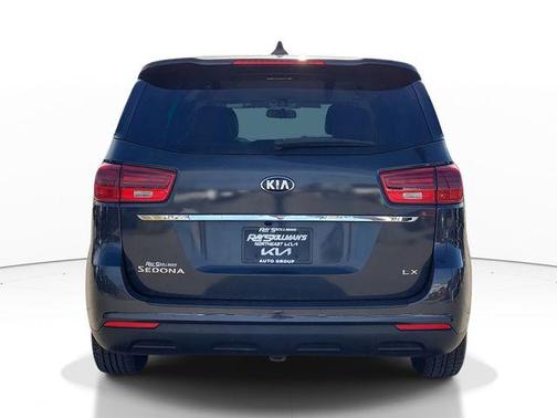 2020 Kia Sedona LX