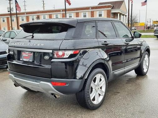 Photo 3 of 32 of 2014 Land Rover Range Rover Evoque Pure Plus