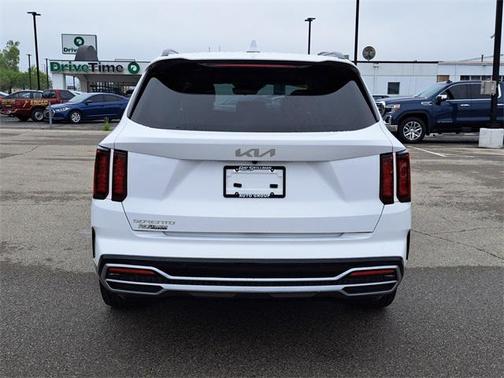 2023 Kia Sorento S