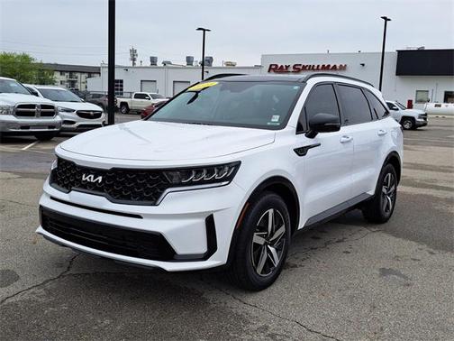 2023 Kia Sorento S