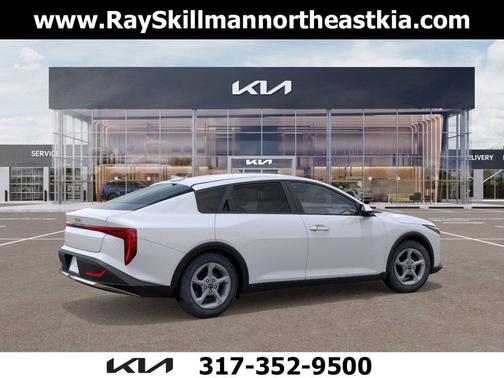2025 Kia K4 LXS