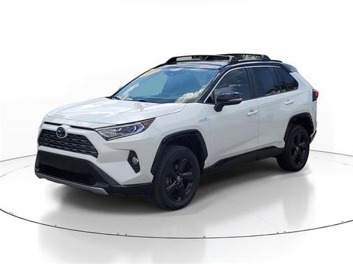 2019 Toyota RAV4 Hybrid SE