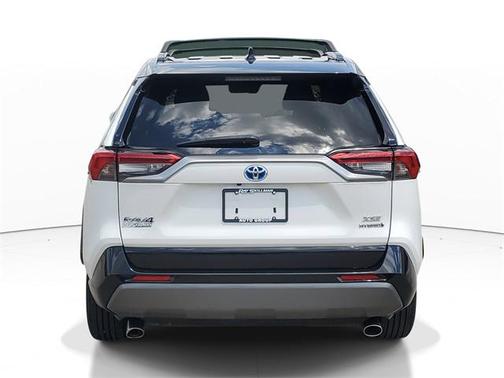 2019 Toyota RAV4 Hybrid SE