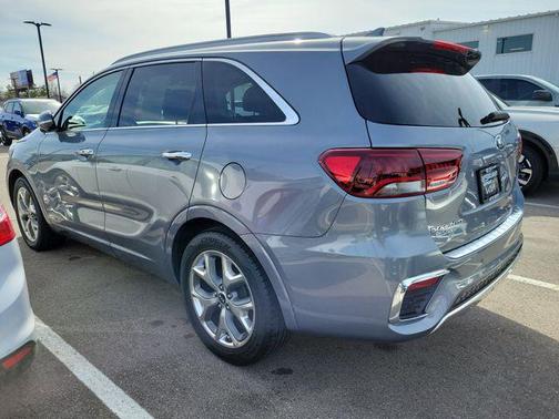 Everlasting Silver 2020 Kia Sorento SX