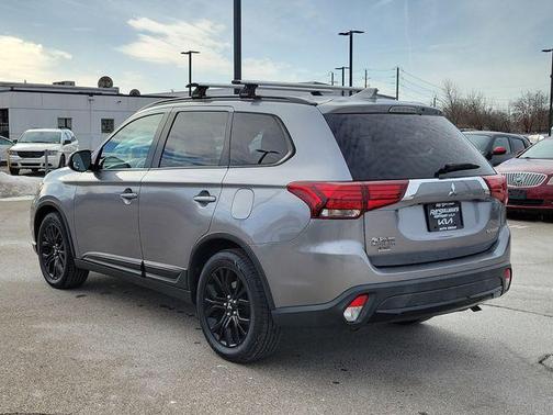 2018 Mitsubishi Outlander SE