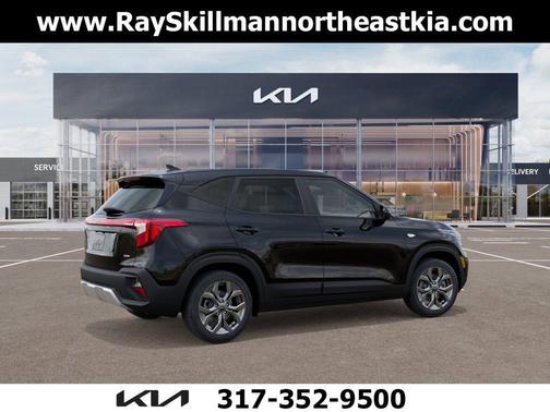 Fusion Black 2026 Kia Seltos LX