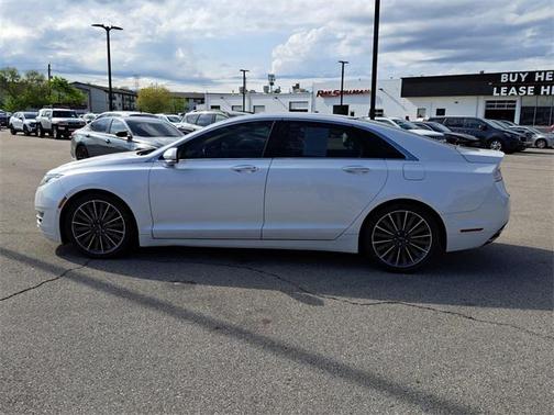 2016 Lincoln MKZ Base