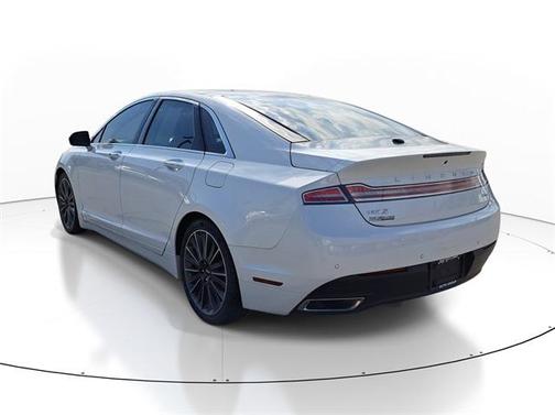 2016 Lincoln MKZ Base