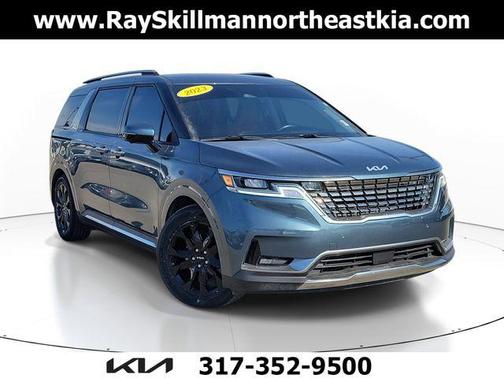 2023 Kia Carnival SX