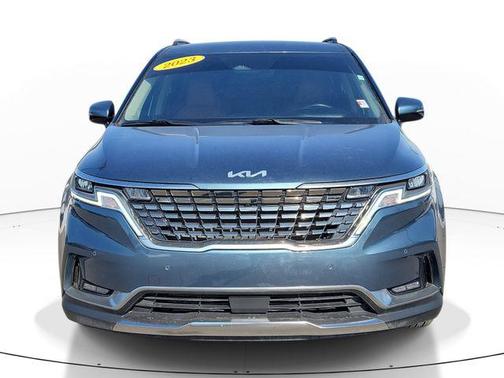 2023 Kia Carnival SX