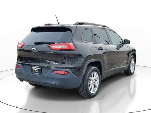 2015 Jeep Cherokee Sport