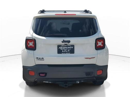 2017 Jeep Renegade Trailhawk