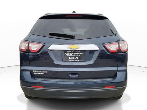 2017 Chevrolet Traverse LS