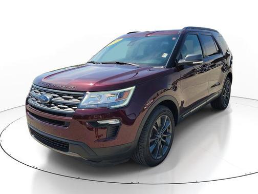 Burgundy 2018 Ford Explorer XLT
