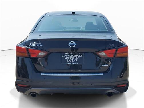2021 Nissan Altima SR Intelligent AWD