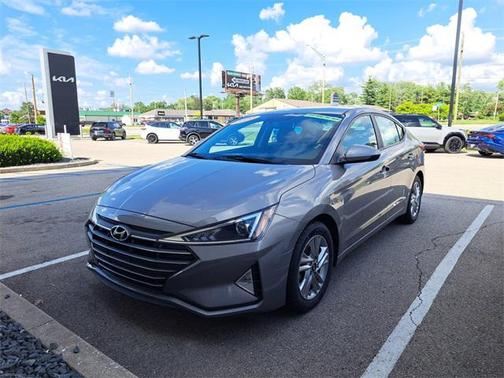 2020 Hyundai ELANTRA SEL