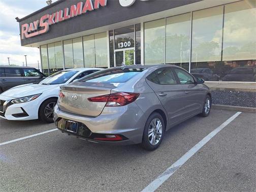 2020 Hyundai ELANTRA SEL