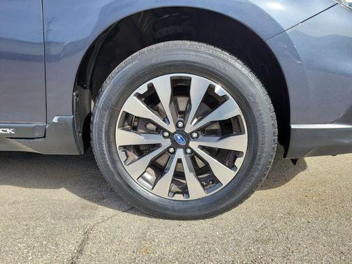 Gray Metallic 2017 Subaru Outback 2.5i Limited