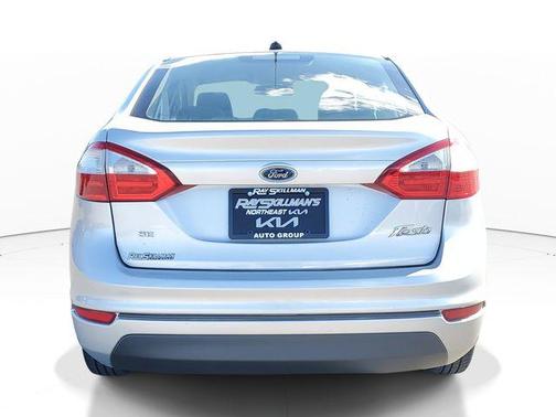 2017 Ford Fiesta SE