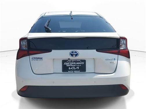 2019 Toyota Prius L