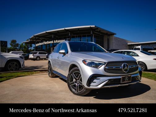 Cirrus Silver Metallic 2023 Mercedes-Benz GLC 300