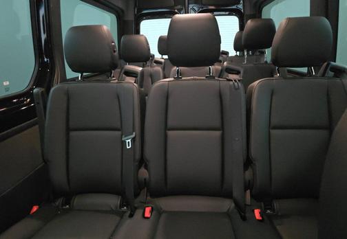 Obsidian Black Metallic 2024 Mercedes-Benz Sprinter 2500 Standard Roof