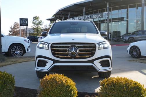 2025 Mercedes-Benz GLS 450 