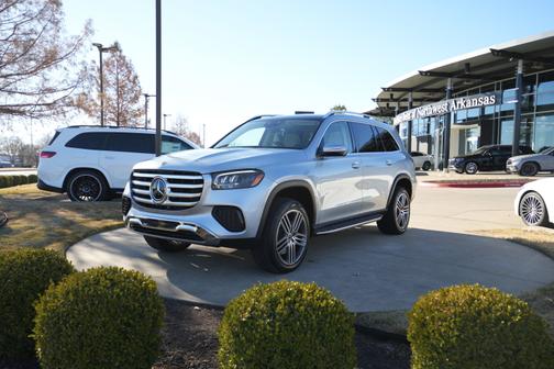 2025 Mercedes-Benz GLS 450 4MATIC
