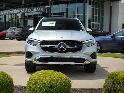 2026 Mercedes-Benz GLC 300 4MATIC