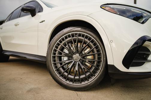 Polar White 2024 Mercedes-Benz AMG GLC 43