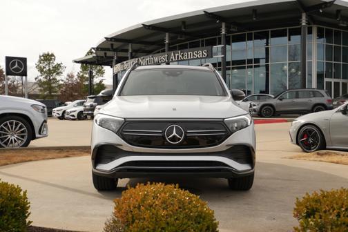 2023 Mercedes-Benz EQB 300 