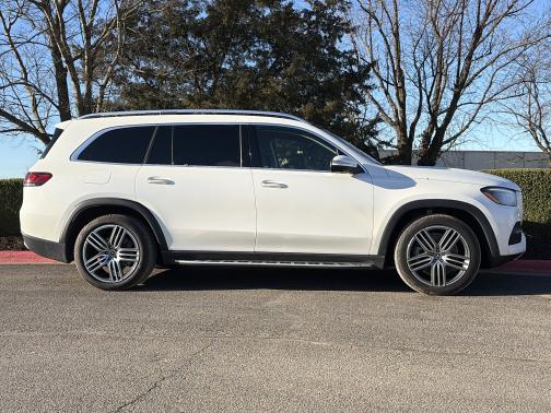 2023 Mercedes-Benz GLS 450 
