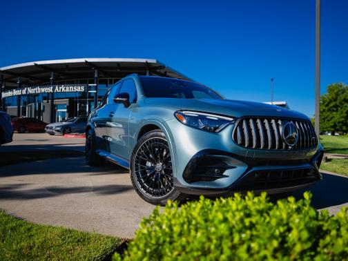 Verde Silver Metallic 2026 Mercedes-Benz AMG GLC 43