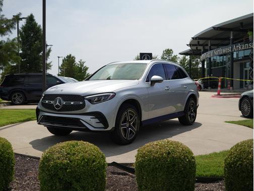 2025 Mercedes-Benz GLC 300 4MATIC
