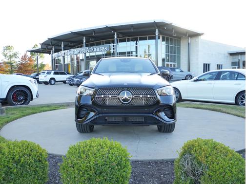Obsidian Black Metallic 2026 Mercedes-Benz GLE 450