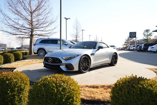 2022 Mercedes-Benz AMG SL 55 