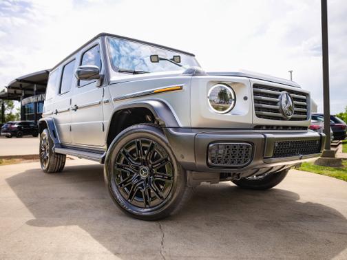 MANUFAKTUR Platinum Magno 2025 Mercedes-Benz G-Class