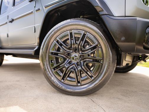 MANUFAKTUR Platinum Magno 2025 Mercedes-Benz G-Class