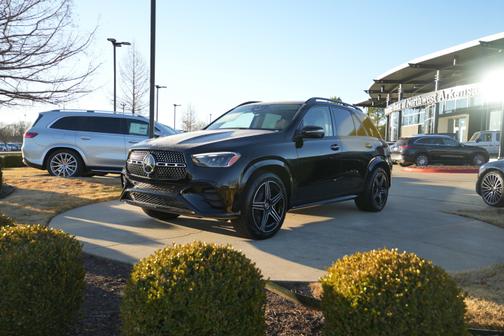 Black 2026 Mercedes-Benz GLE 450