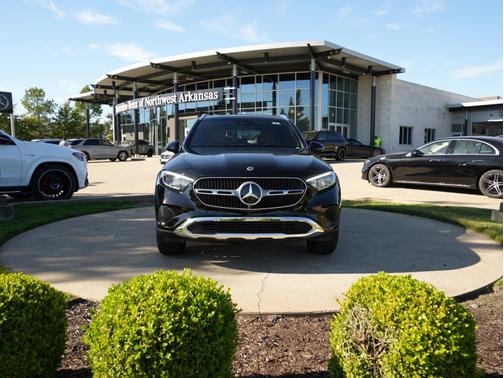 2025 Mercedes-Benz GLC 300 
