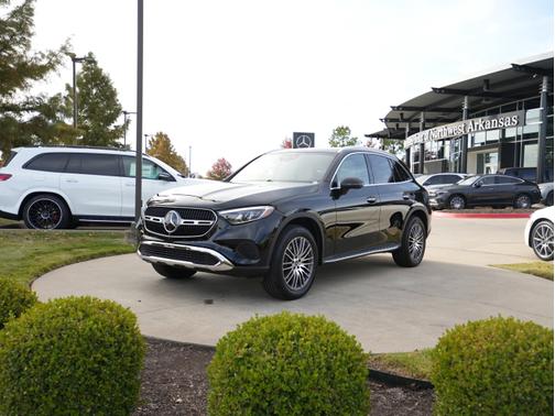 Black 2026 Mercedes-Benz GLC 300