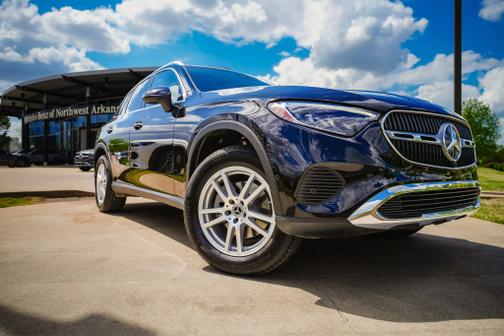 2023 Mercedes-Benz GLC 300 