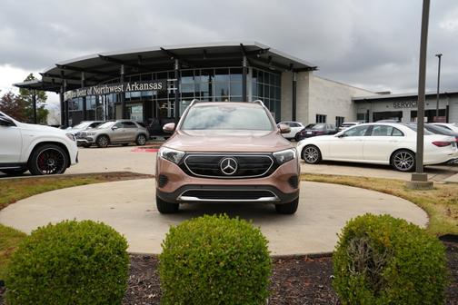2023 Mercedes-Benz EQB 250 Base