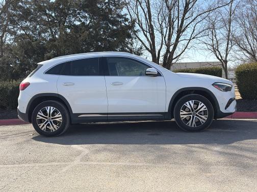 2025 Mercedes-Benz GLA 250 