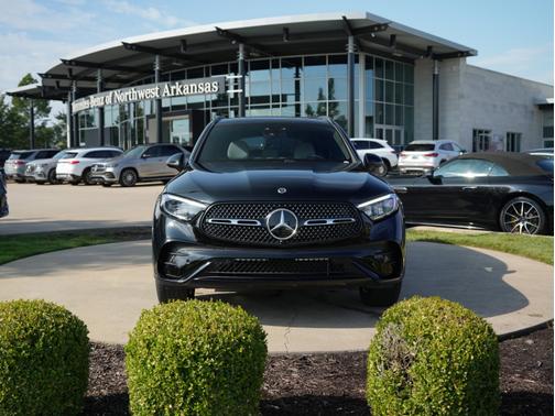 2025 Mercedes-Benz GLC 300 4MATIC