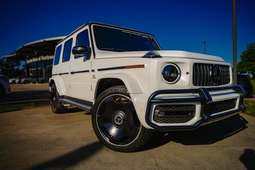 G manufaktur Moonlight White Magno 2022 Mercedes-Benz AMG G 63
