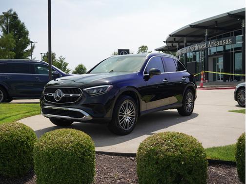 2025 Mercedes-Benz GLC 300 4MATIC