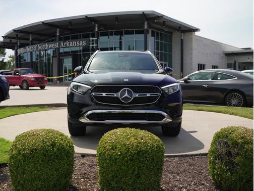2025 Mercedes-Benz GLC 300 4MATIC